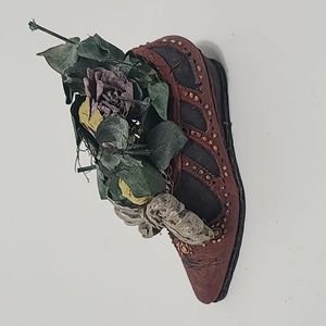 Victorian‎ Shoe with Flowers Burgundy
